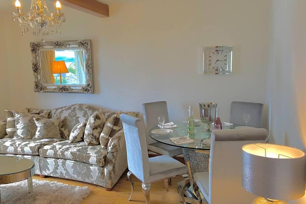 Beautiful Sea View 2 Bed Home Port Glasgow Luaran gambar