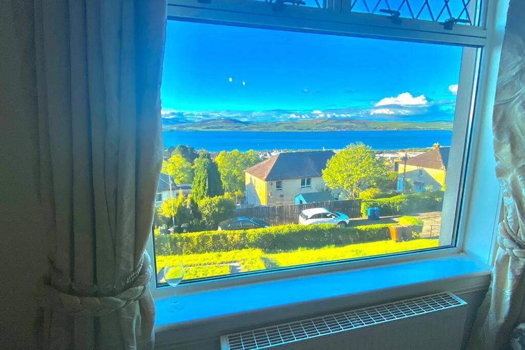 Beautiful Sea View 2 Bed Home Port Glasgow Luaran gambar
