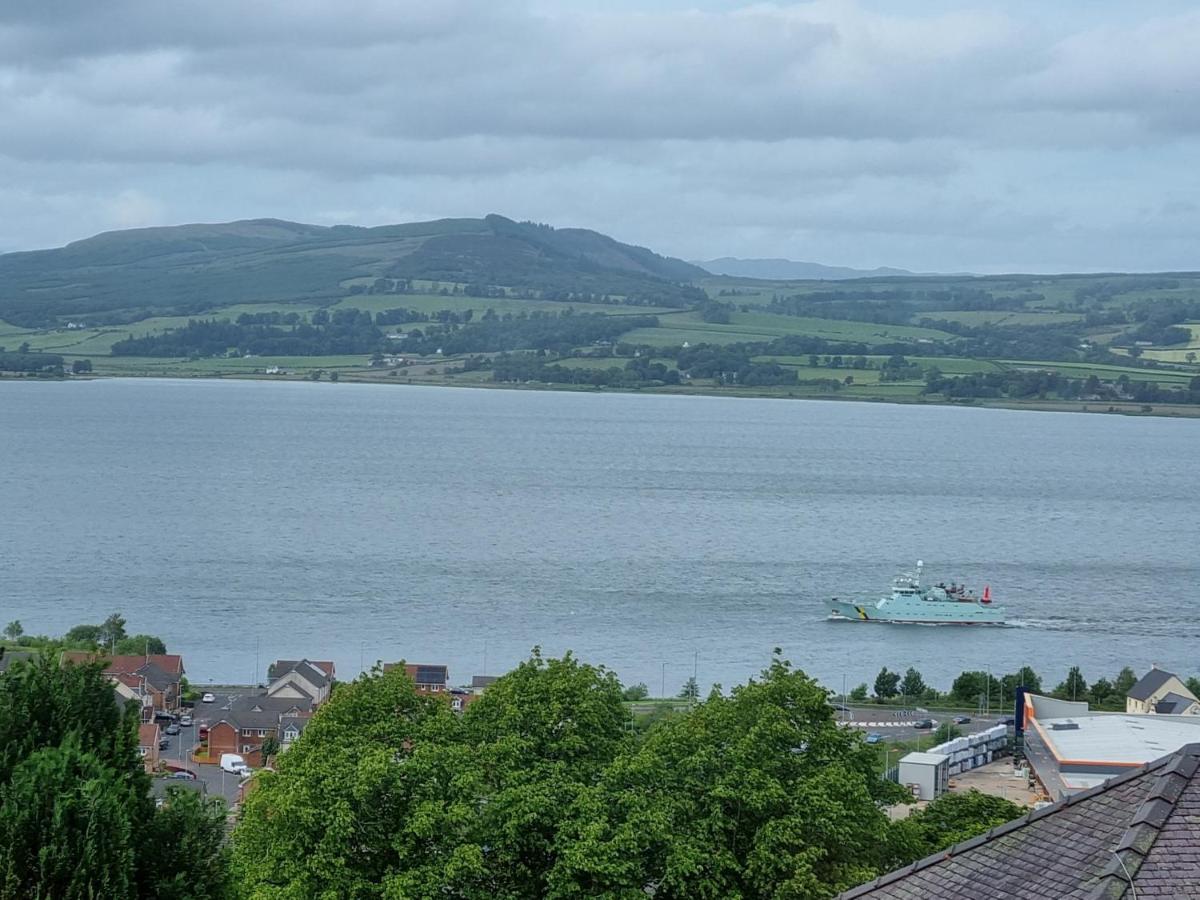 Beautiful Sea View 2 Bed Home Port Glasgow Luaran gambar